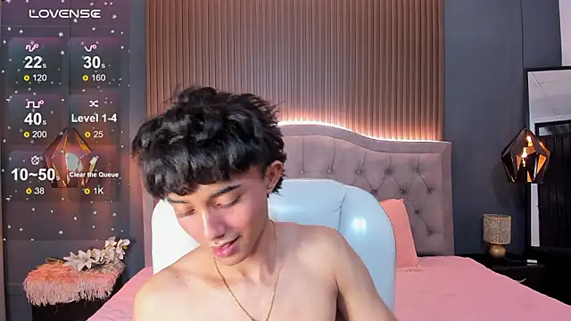 Noa 03 online show from 02-10-26, 01:54