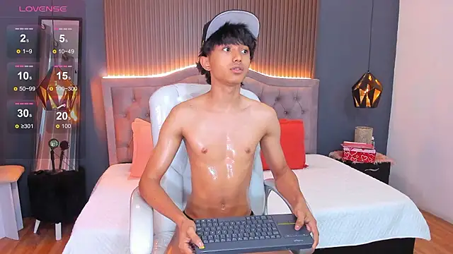 Noa 03 online show from 03-15-26, 02:02