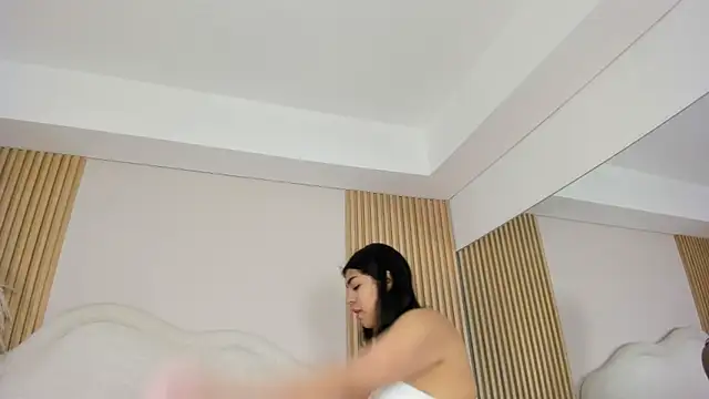 rebeca taylor online show from 04-09-26, 03:08