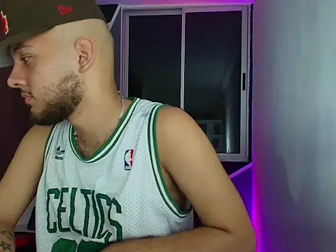 Sebolaz333 online show from 06-18-26, 04:55