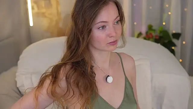 Snapshot of moan_elisa chatting on 05-26-26, 05:49 moan elisa online show from 05-26-26, 05:49