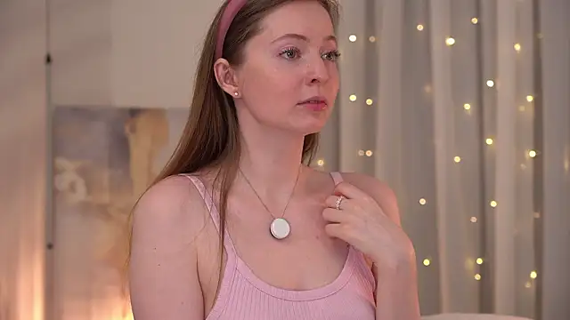 moan elisa online show from 03-11-26, 11:21