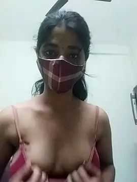 Snapshot of Kitti-Sharma chatting on 03-23-26, 10:48 Kitti-Sharma online show from 03-23-26, 10:48