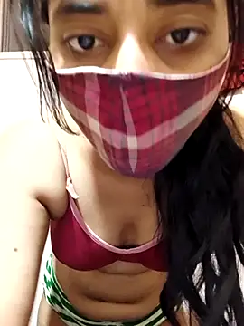 Snapshot of Kitti-Sharma chatting on 07-01-26, 05:24 Kitti-Sharma online show from 07-01-26, 05:24