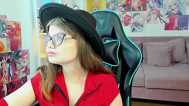 ChloeHalses online show from 03-22-26, 04:19