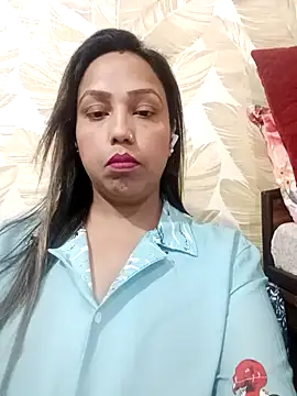 joya queen online show from 04-17-26, 04:59