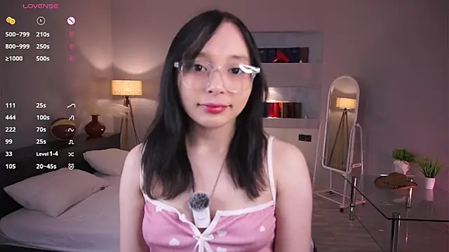 Snapshot of HannaHayles chatting on 02-05-26, 05:31 HannaHayles online show from 02-05-26, 05:31