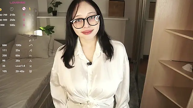 Snapshot of HannaHayles chatting on 02-23-26, 05:13 HannaHayles online show from 02-23-26, 05:13