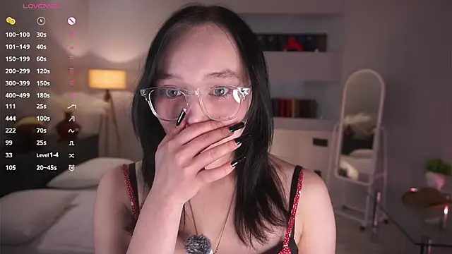 Snapshot of HannaHayles chatting on 02-08-26, 05:10 HannaHayles online show from 02-08-26, 05:10