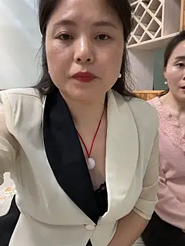 Snapshot of mm47865 chatting on 05-15-26, 11:19 mm47865 online show from 05-15-26, 11:19