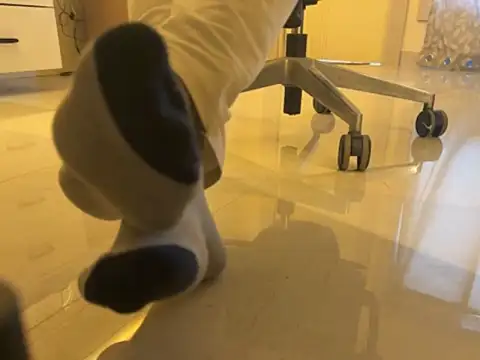 Snapshot of badassmaster42r chatting on 02-15-26, 11:31 badassmaster42r online show from 02-15-26, 11:31