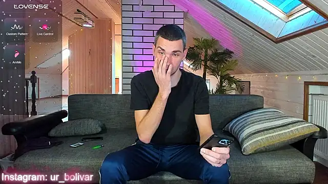 Snapshot of ScallyMisha chatting on 03-10-26, 11:14 ScallyMisha online show from 03-10-26, 11:14