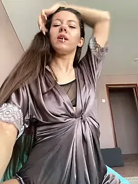 OnlyLeiLa online show from 05-18-26, 05:45
