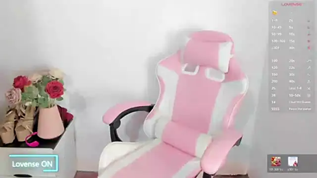 Ursweetyshaine online show from 02-14-26, 02:56