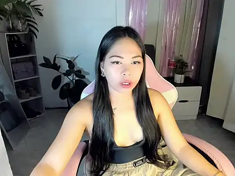 Ursweetyshaine online show from 04-10-26, 11:34