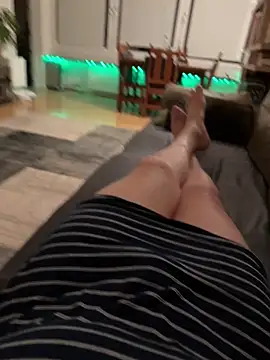 Snapshot of hungryMaya chatting on 02-28-26, 10:42 hungryMaya online show from 02-28-26, 10:42