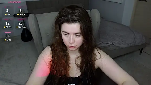 Snapshot of LovingWhisperr chatting on 05-18-26, 01:17 LovingWhisperr online show from 05-18-26, 01:17