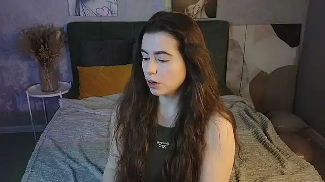 LovingWhisperr online show from 03-11-26, 01:32