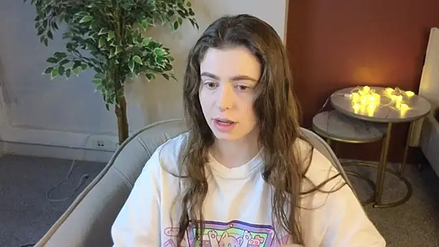 LovingWhisperr online show from 04-01-26, 12:57