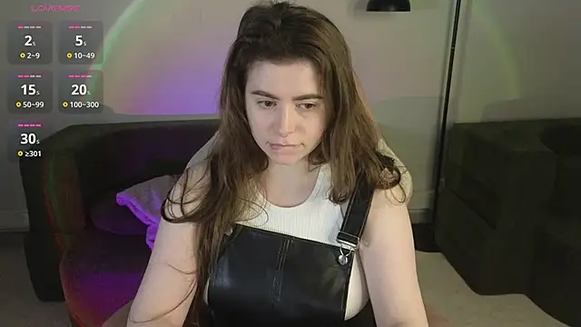 Snapshot of LovingWhisperr chatting on 05-19-26, 01:56 LovingWhisperr online show from 05-19-26, 01:56