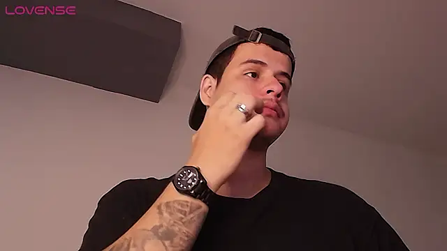 Snapshot of BjornSteel chatting on 02-11-26, 12:21 BjornSteel online show from 02-11-26, 12:21