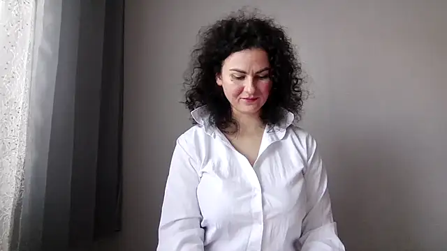 Snapshot of LexiMira254 chatting on 02-23-26, 08:04 LexiMira254 online show from 02-23-26, 08:04