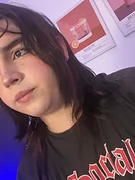 Daniellesins1 online show from 04-07-26, 01:29