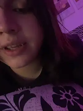 Daniellesins1 online show from 04-03-26, 05:47