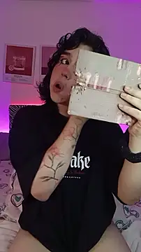 Daniellesins1 online show from 03-05-26, 05:37