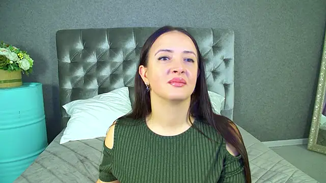 ElinaBellucci online show from 03-20-26, 04:35