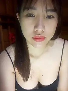 Yui-Ch1682 online show from 02-18-26, 10:39