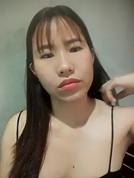 Yui-Ch1682 online show from 02-06-26, 08:32