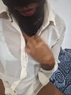 Snapshot of Sakeemaxxy chatting on 02-19-26, 07:11 Sakeemaxxy online show from 02-19-26, 07:11