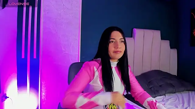 Adrienne   online show from 04-16-26, 09:04