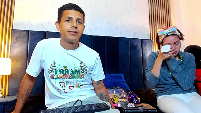 Snapshot of AnnyAndDimitry chatting on 02-05-26, 12:23 AnnyAndDimitry online show from 02-05-26, 12:23