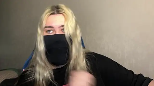 Snapshot of UnaXyling chatting on 02-21-26, 11:18 UnaXyling online show from 02-21-26, 11:18