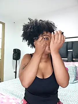 Destiny Storm online show from 02-11-26, 05:07