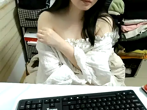 xiaoxiaowan11 online show from 02-28-26, 07:41