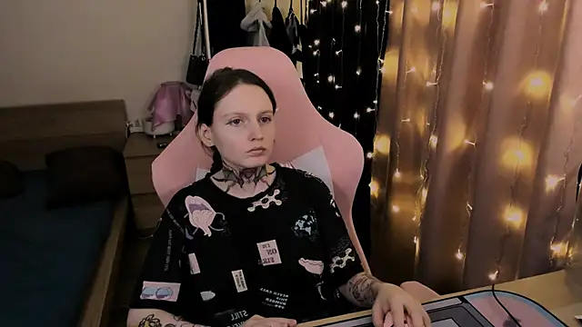 Onyxix online show from 03-14-26, 07:20