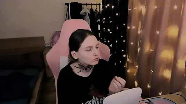 Onyxix online show from 03-16-26, 05:59