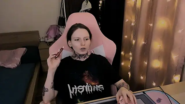 Onyxix online show from 03-26-26, 07:45