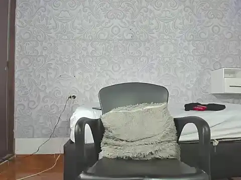 GoldenBoyM online show from 04-11-26, 07:45