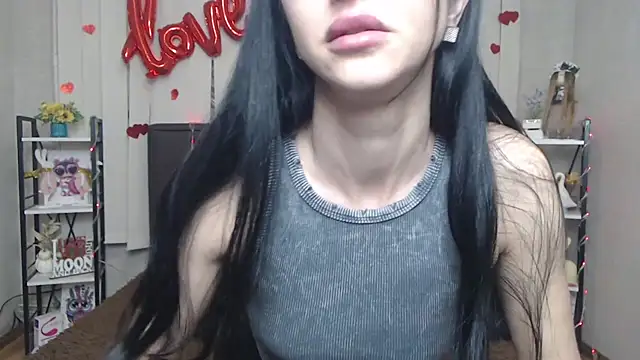 Snapshot of EvaClarkk chatting on 05-01-26, 05:45 EvaClarkk online show from 05-01-26, 05:45