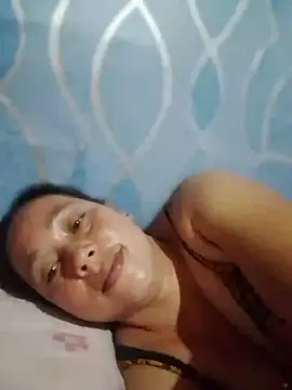 May Bombs online show from 04-08-26, 01:34