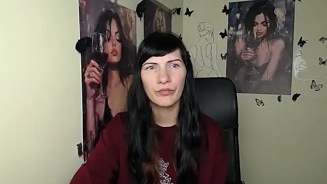 Snapshot of Rosalinda_ro chatting on 05-13-26, 06:04 Rosalinda ro online show from 05-13-26, 06:04
