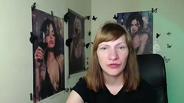 Snapshot of Rosalinda_ro chatting on 06-08-26, 06:03 Rosalinda ro online show from 06-08-26, 06:03