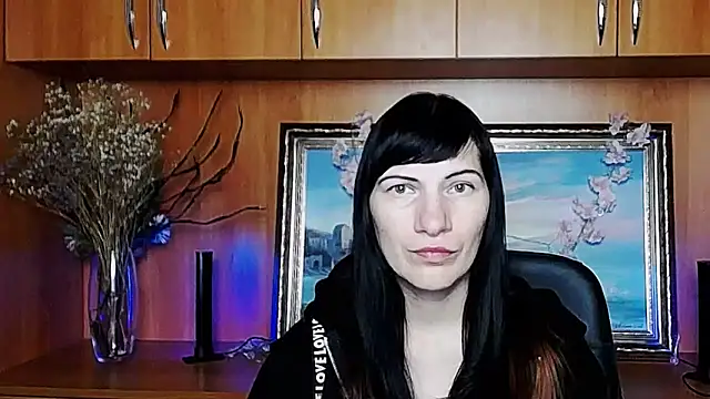 Rosalinda ro online show from 04-13-26, 06:34