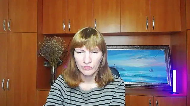 Snapshot of Rosalinda_ro chatting on 06-13-26, 06:00 Rosalinda ro online show from 06-13-26, 06:00