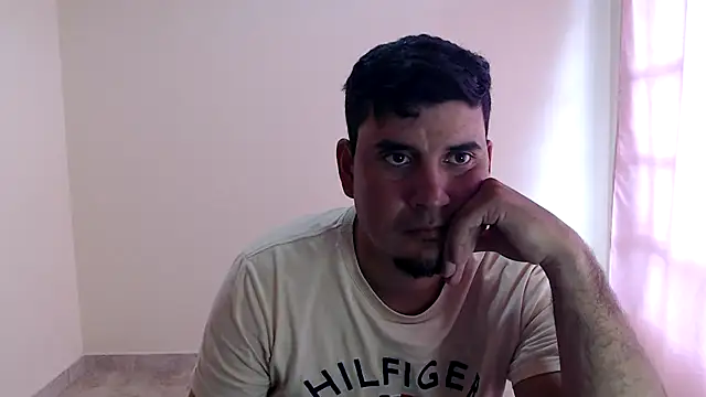 Snapshot of dannamomcerratt chatting on 02-21-26, 08:22 dannamomcerratt online show from 02-21-26, 08:22