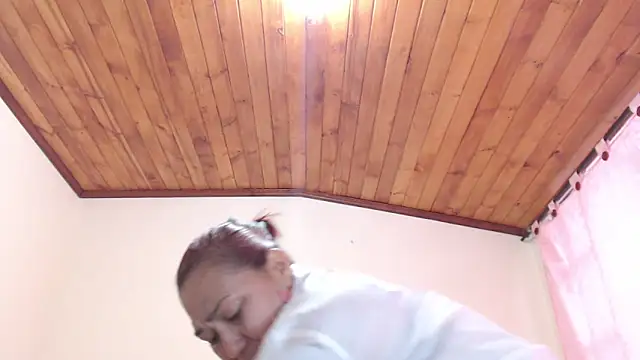 Snapshot of dannamomcerratt chatting on 02-16-26, 09:02 dannamomcerratt online show from 02-16-26, 09:02